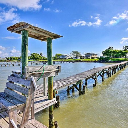 Las Brisas Palacios Home - Fishing Pier And Kayaks Exterior photo