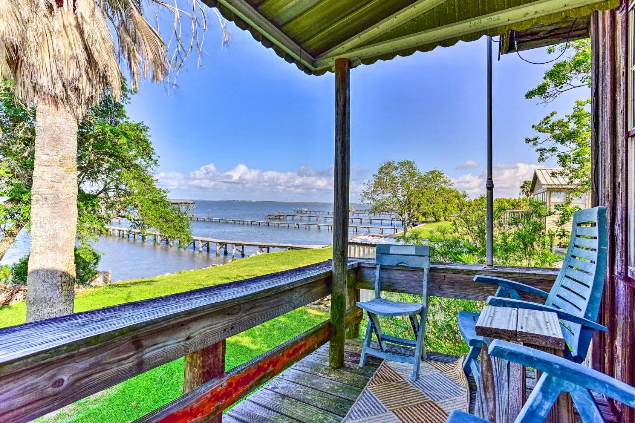 Las Brisas Palacios Home - Fishing Pier And Kayaks Exterior photo